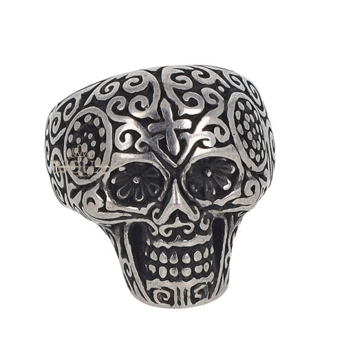 Anello da uomo in acciaio lavorato con teschio