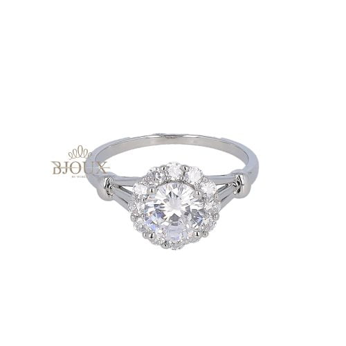 Anello in ottone centrale toppa con zirconi