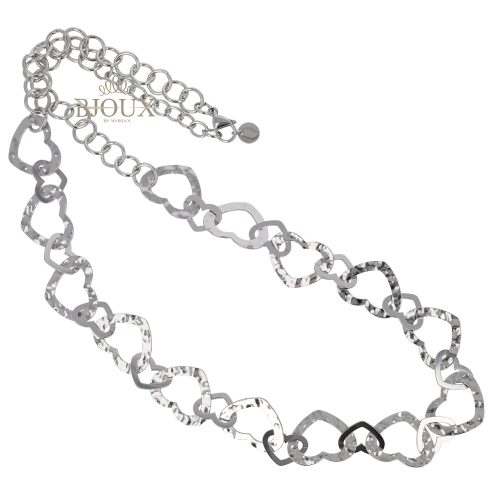 Collana catena di cuori martellati colore rodio