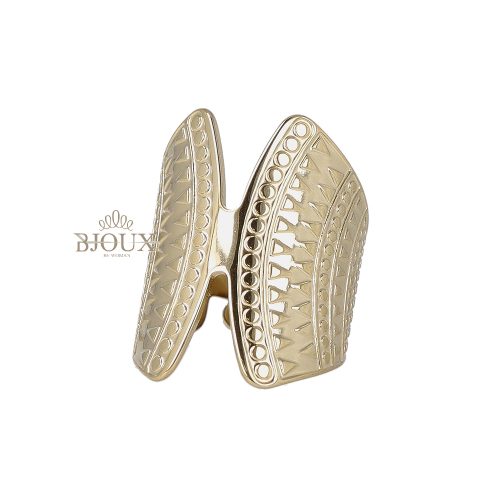 Anello in acciaio dorata a fascia lavorata